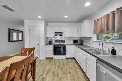 2710 Millers Falls Court, Richmond, TX 77406 - Photo 5
