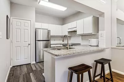 1330 Old Spanish Trail #1103, Houston, TX 77054 - Photo 7