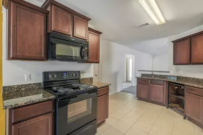 22719 Tabberts Way, Hockley, TX 77447 - Photo 9