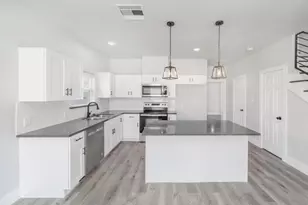 6918 Tommye St, Houston, TX 77028 - Photo 5
