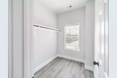 6918 Tommye Street #B, Houston, TX 77028 - Photo 19