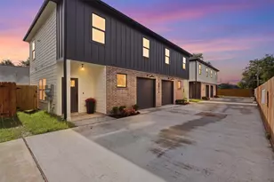 5034 Mallow St, Houston, TX 77033 - Photo 1