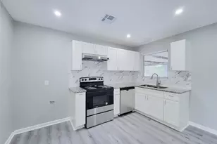7426 Bigwood St, Houston, TX 77016 - Photo 9