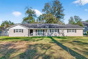 12430 Eiker Rd, Brookside Village, TX 77581 - Photo 35