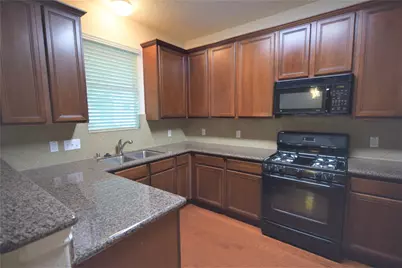 1428 W 24th Street, Houston, TX 77008 - Photo 9