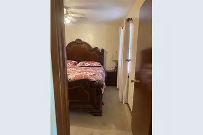902 S Holly Avenue, Cleveland, TX 77327 - Photo 11