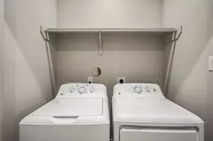 5229 Hillman St, Houston, TX 77023 - Photo 27