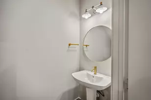 5229 Hillman St, Houston, TX 77023 - Photo 31