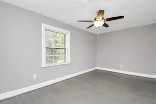 901 N Jones St, Baytown, TX 77520 - Photo 31