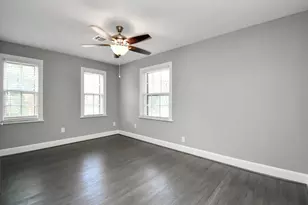 901 N Jones St, Baytown, TX 77520 - Photo 29