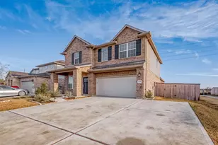 8526 Treetop Hts Dr, Baytown, TX 77523 - Photo 3