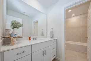 8526 Treetop Hts Dr, Baytown, TX 77523 - Photo 29