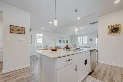 8526 Treetop Heights Drive, Baytown, TX 77523 - Photo 13