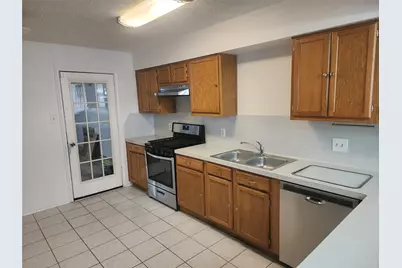8239 Viny Ridge Drive, Houston, TX 77083 - Photo 7