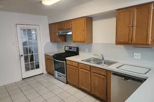 8239 Viny Ridge Dr, Houston, TX 77083 - Photo 7