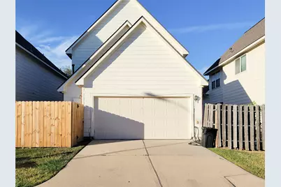 7243 Crimson Sky Drive, Houston, TX 77083 - Photo 5