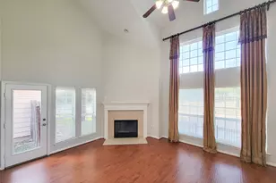 7243 Crimson Sky Dr, Houston, TX 77083 - Photo 9