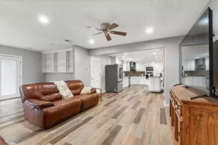 24511 Sunny Glen Dr Dr, Houston, TX 77336 - Photo 3