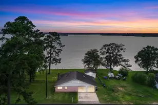 24511 Sunny Glen Dr Dr, Houston, TX 77336 - Photo 1