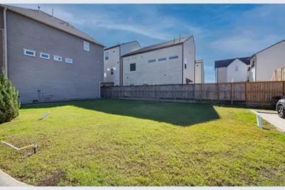 10918 Upland Retreat Drive, Houston, TX 77043 - Photo 7