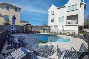 10918 Upland Retreat Dr, Houston, TX 77043 - Photo 9