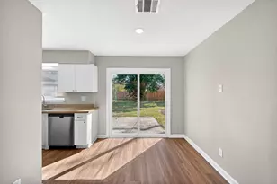 7726 Claiborne St, Houston, TX 77016 - Photo 5