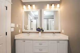 907 E 25th St, Houston, TX 77009 - Photo 21