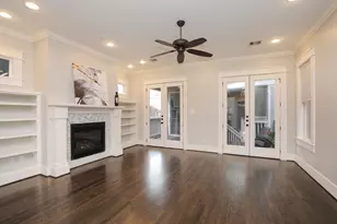 907 E 25th St, Houston, TX 77009 - Photo 11