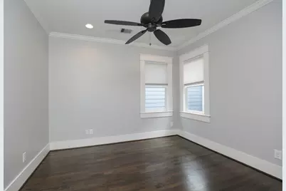 907 E 25th Street, Houston, TX 77009 - Photo 27