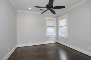 907 E 25th St, Houston, TX 77009 - Photo 27