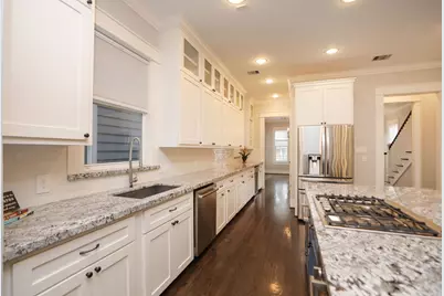 907 E 25th Street, Houston, TX 77009 - Photo 7