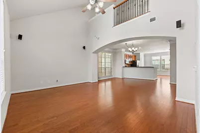 3334 Clearview Villa Way, Houston, TX 77025 - Photo 15