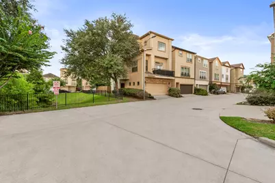 3334 Clearview Villa Way, Houston, TX 77025 - Photo 39