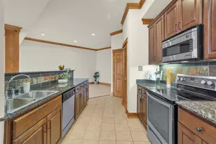 215 W Norma St, Houston, TX 77009 - Photo 3