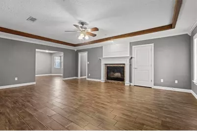 626 Suncrest, Orange, TX 77630 - Photo 5