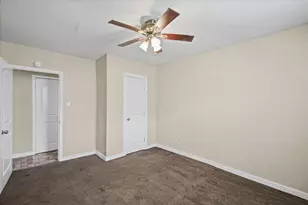 3005 Avenue L, Galveston, TX 77550 - Photo 11