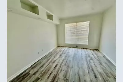 2830 S Bartell Drive #9, Houston, TX 77054 - Photo 9