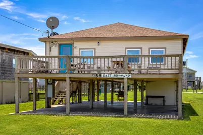 959 S East Road, Crystal Beach, TX 77650 - Photo 1