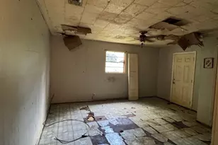 4310 Harding Dr, Beaumont, TX 77703 - Photo 11