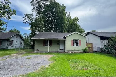 4310 Harding Drive, Beaumont, TX 77703 - Photo 1