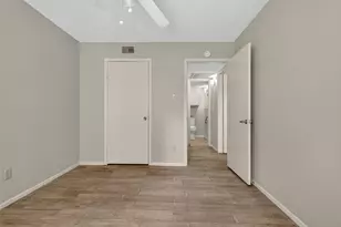2800 Jeanetta St, Houston, TX 77063 - Photo 23