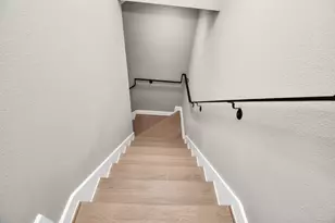 316 Thornton Rd, Houston, TX 77018 - Photo 5