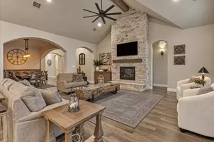 305 Pewter Sky Dr, Montgomery, TX 77316 - Photo 17
