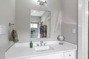 240 Julia St, Houston, TX 77022 - Photo 43