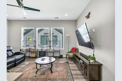 240 Julia Street #A, Houston, TX 77022 - Photo 15