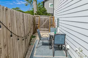 240 Julia St, Houston, TX 77022 - Photo 47