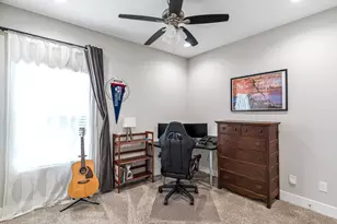 240 Julia St, Houston, TX 77022 - Photo 39