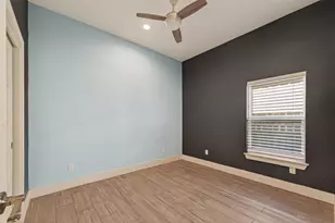 920 Kellogg St, Houston, TX 77012 - Photo 17