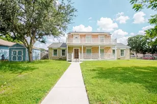 104 12th Ave N, Texas City, TX 77590 - Photo 3