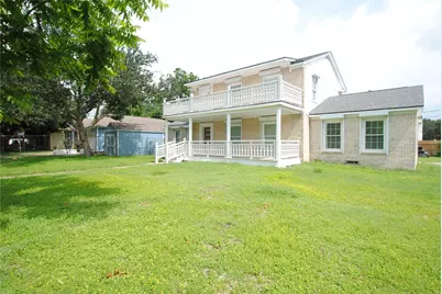 104 12th Avenue N, Texas City, TX 77590 - Photo 7